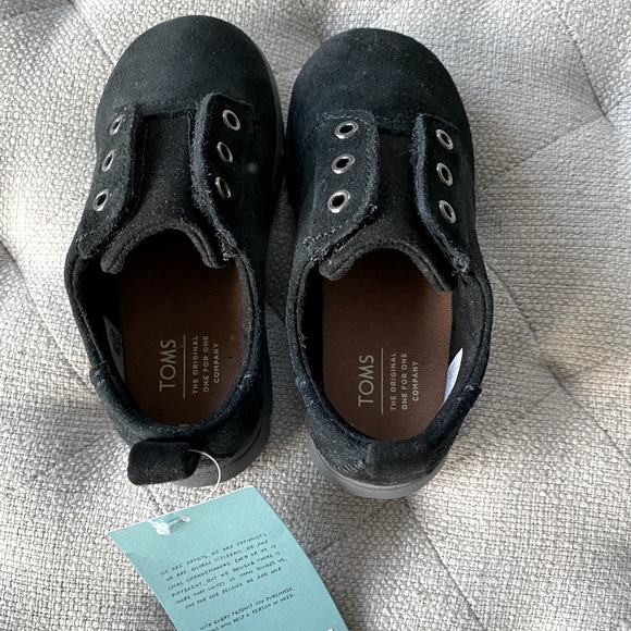 Toms toddler suede shoes - Picture 2 of 5